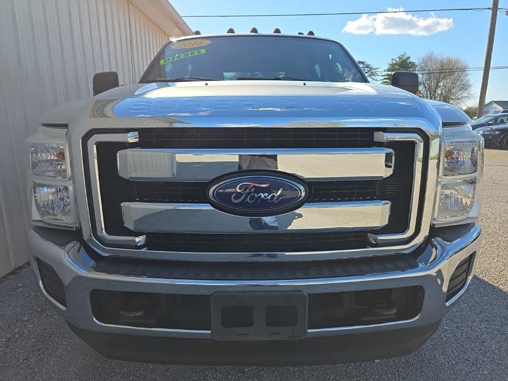 Ford F-250 SD XLT Crew Cab 4WD 2016