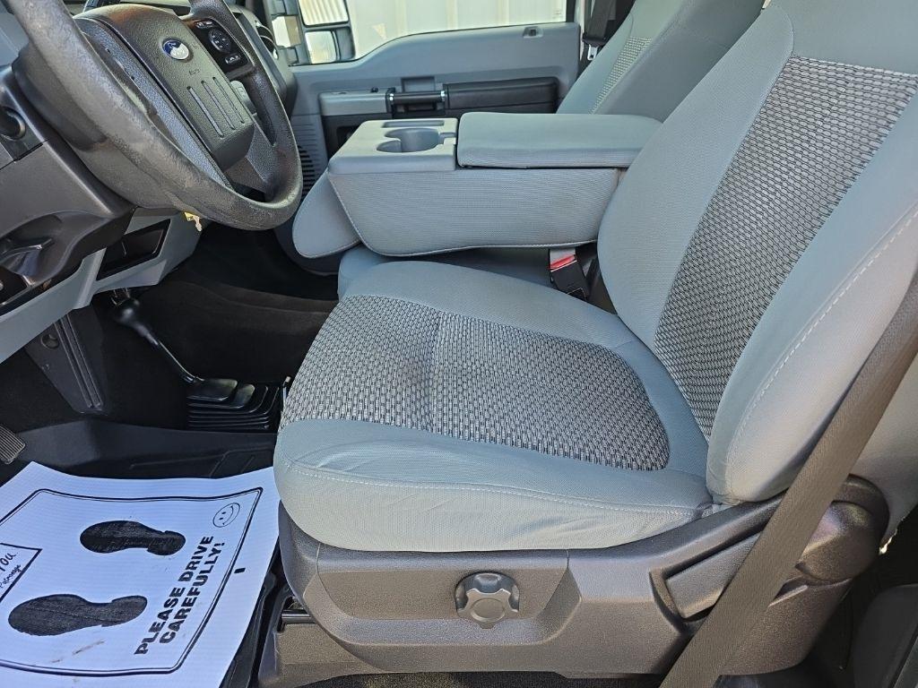 Ford F-250 SD XLT Crew Cab 4WD 2016