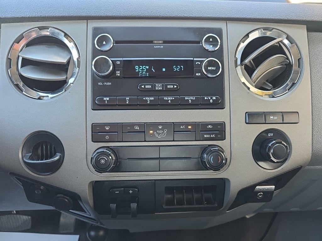 Ford F-250 SD XLT Crew Cab 4WD 2016