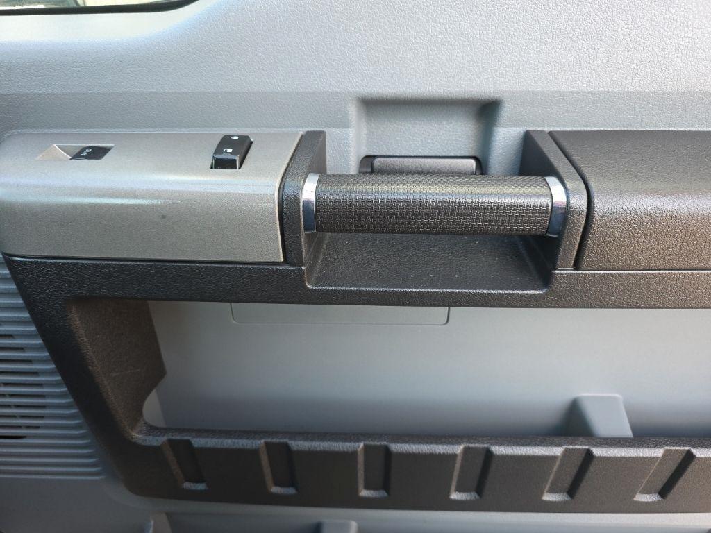 Ford F-250 SD XLT Crew Cab 4WD 2016