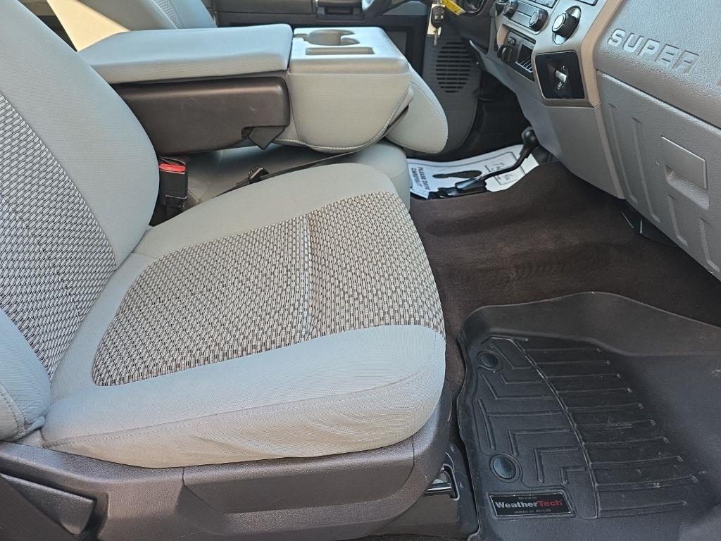 Ford F-250 SD XLT Crew Cab 4WD 2016