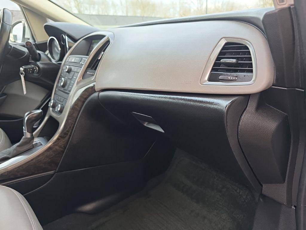 Buick Verano 4dr Sdn 2014