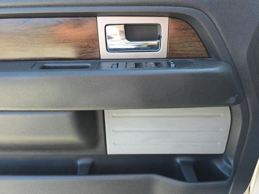 Ford F-150 4WD SuperCrew 145" Lariat 2013