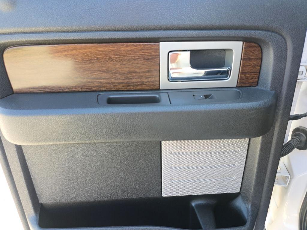 Ford F-150 4WD SuperCrew 145" Lariat 2013