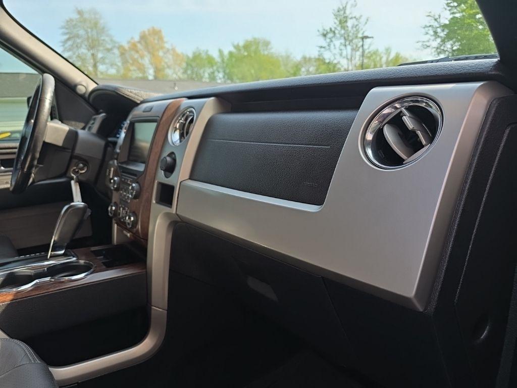 Ford F-150 4WD SuperCrew 145" Lariat 2013