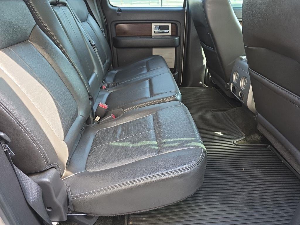 Ford F-150 4WD SuperCrew 145" Lariat 2013