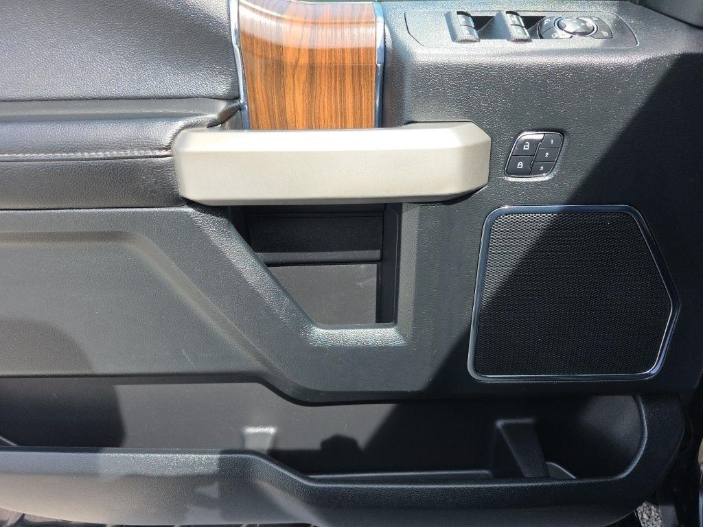 Ford F-150 4WD SuperCrew 145" King Ranch 2016