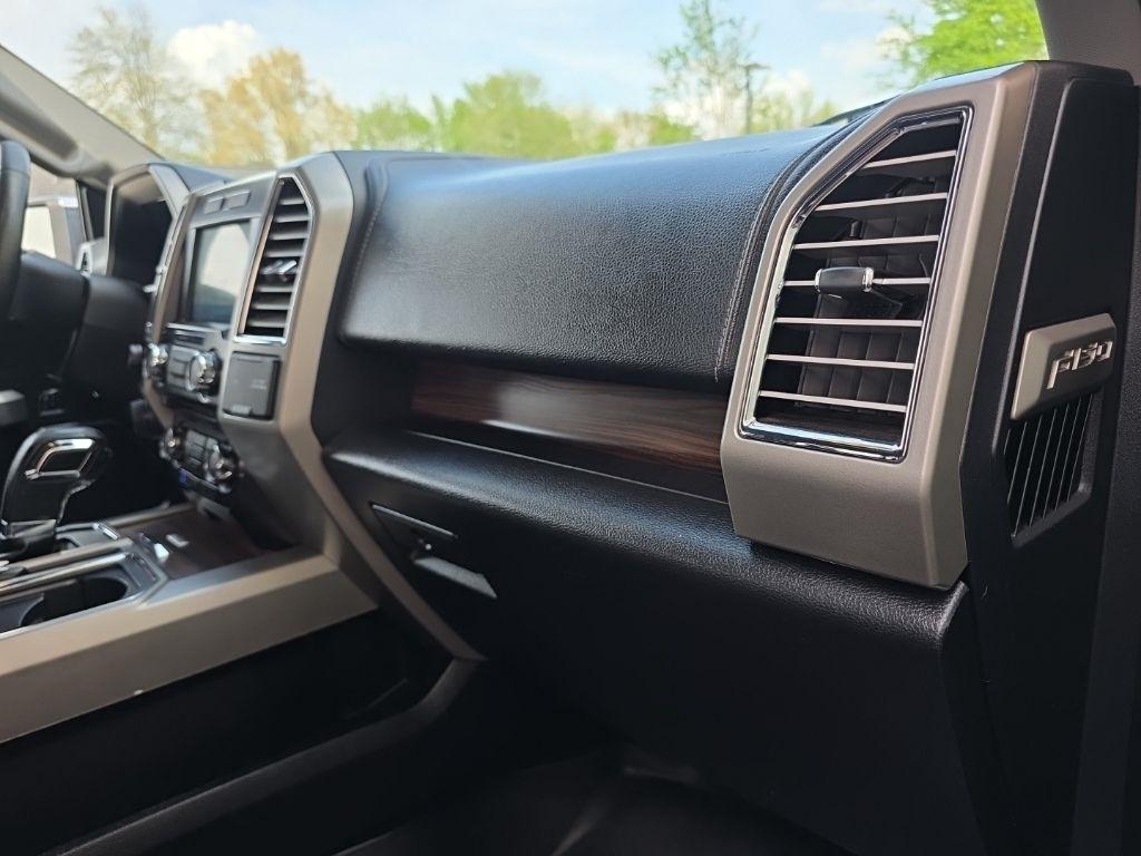 Ford F-150 4WD SuperCrew 145" King Ranch 2016