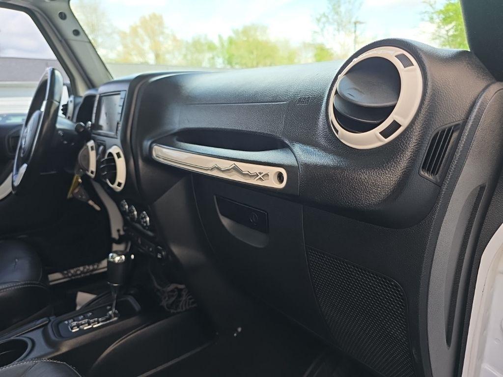 Jeep Wrangler Unlimited 4WD 4dr Wrangler X *Ltd Avail* 2015