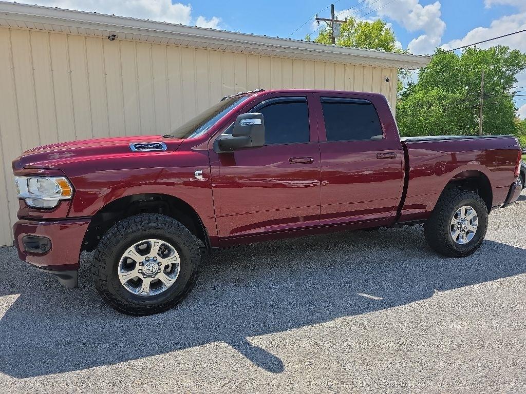 RAM 2500 Big Horn 4x4 Crew Cab 6'4" Box 2024