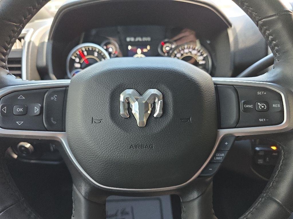 RAM 2500 Big Horn 4x4 Crew Cab 6'4" Box 2024