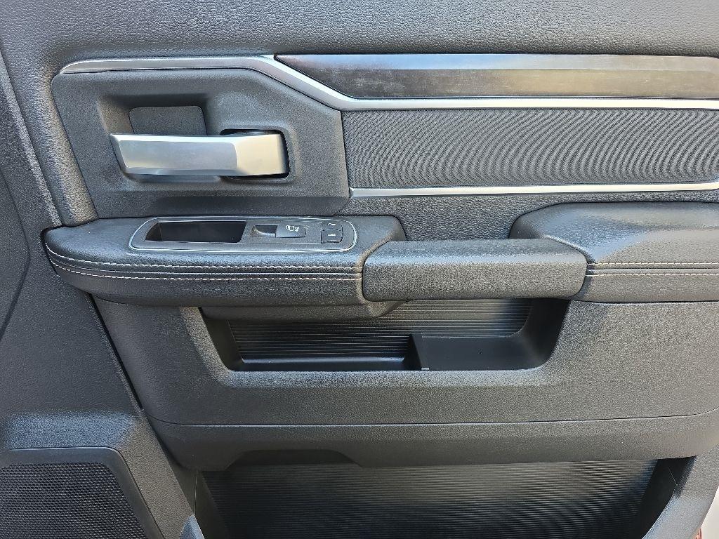 RAM 2500 Big Horn 4x4 Crew Cab 6'4" Box 2024