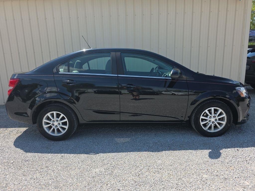 Chevrolet Sonic 4dr Sdn Auto LT 2018