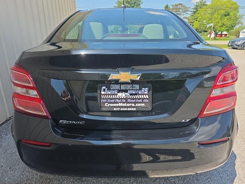 Chevrolet Sonic 4dr Sdn Auto LT 2018