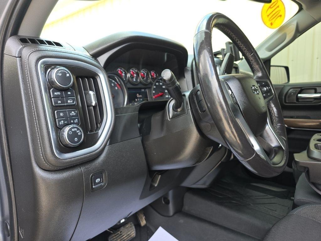 Chevrolet Silverado 1500 4WD Crew Cab 147" RST 2019