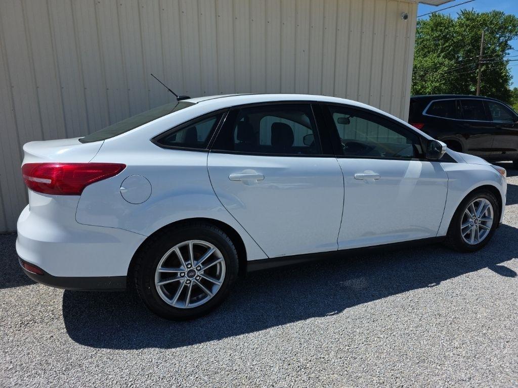 Ford Focus SE Sedan 2017