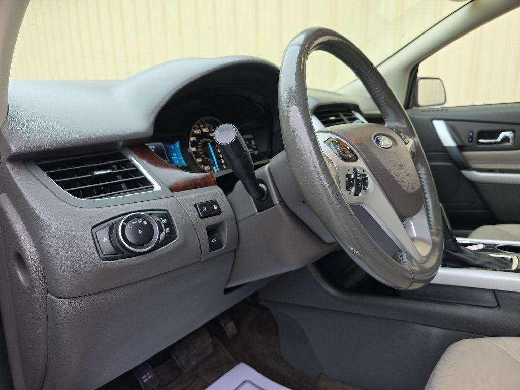 Ford Edge 4dr Limited AWD 2014