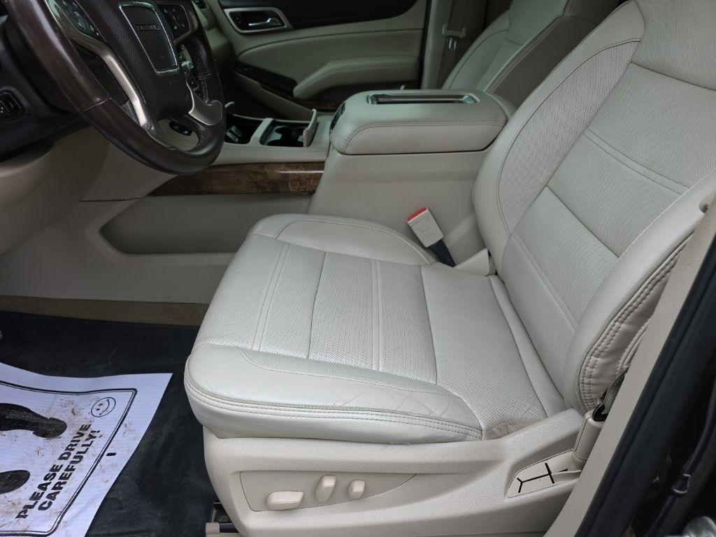GMC Yukon XL 4WD 4dr Denali 2016