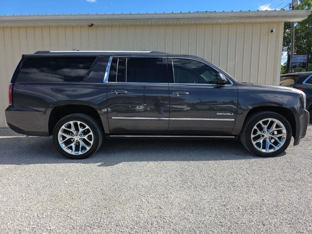 GMC Yukon XL 4WD 4dr Denali 2016