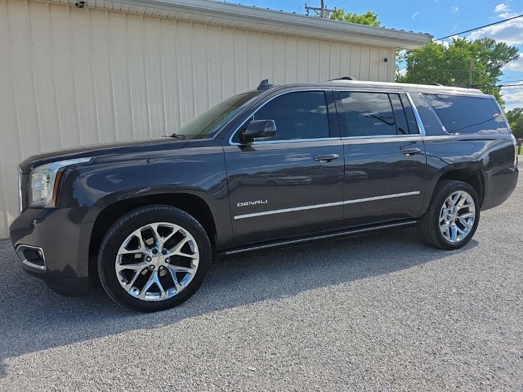 GMC Yukon XL 4WD 4dr Denali 2016