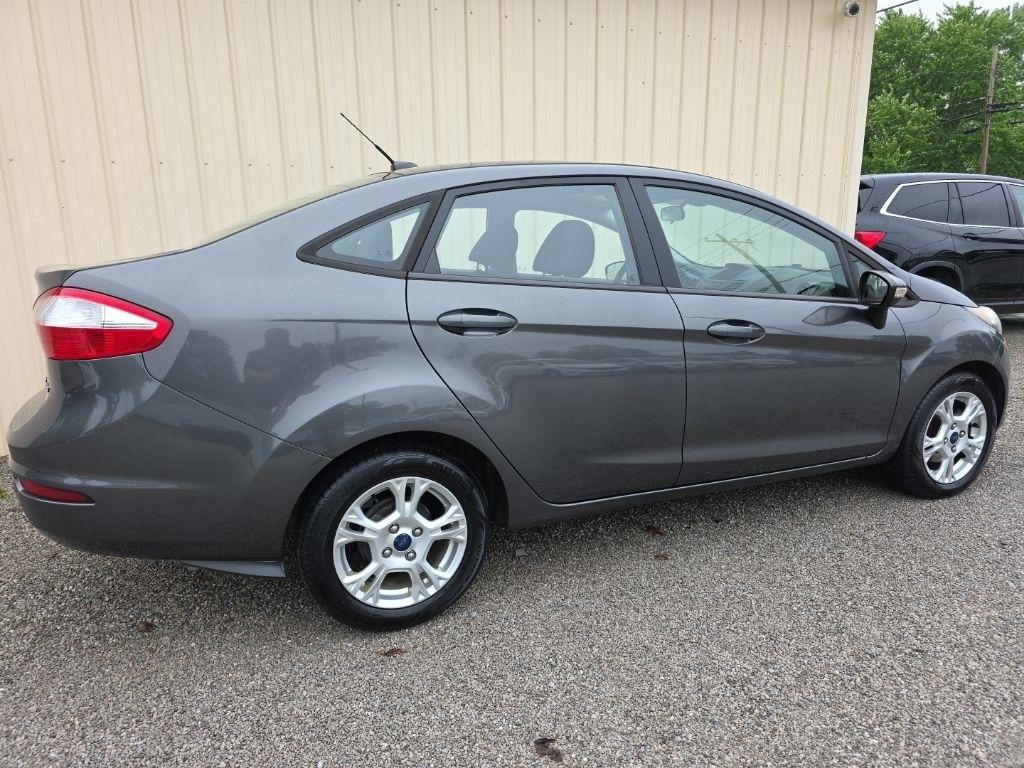 Ford Fiesta 4dr Sdn SE 2015