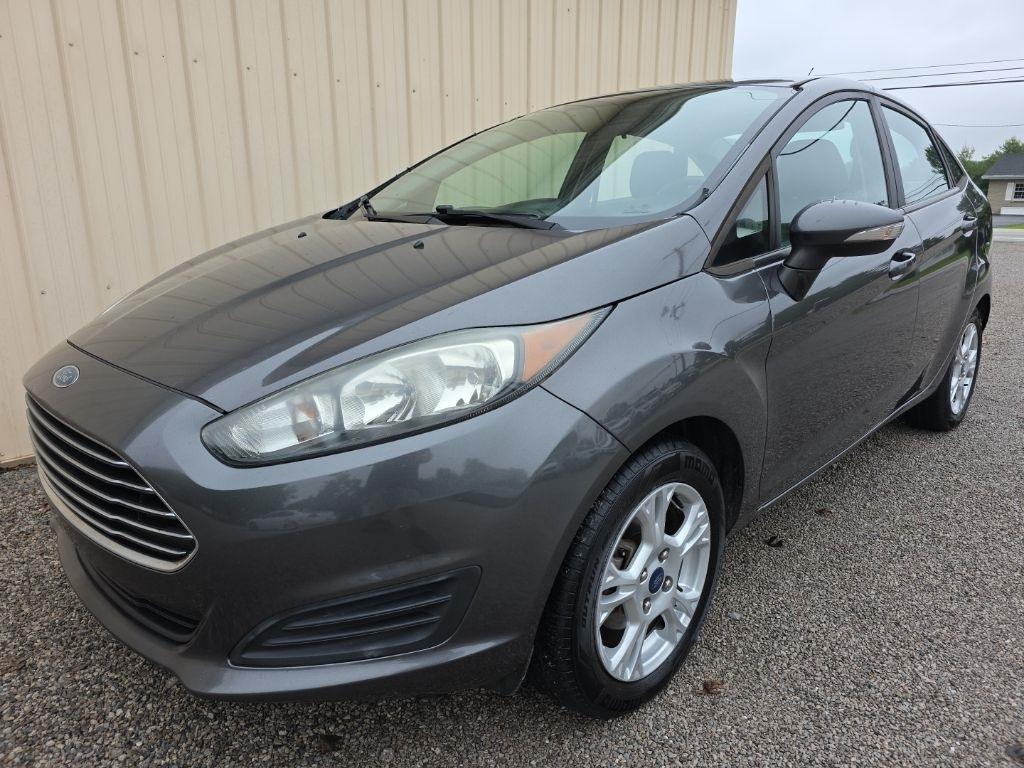 Ford Fiesta 4dr Sdn SE 2015