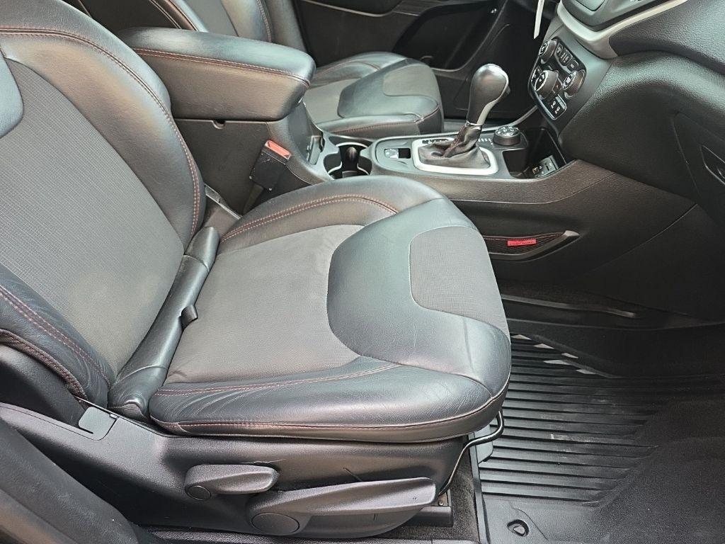 Jeep Cherokee 4WD 4dr Trailhawk 2015