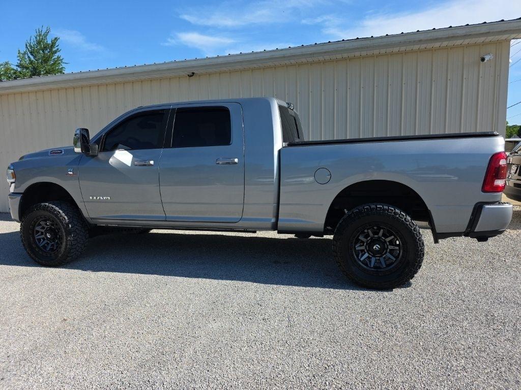 RAM 2500 Laramie 4x4 Mega Cab 6'4" Box 2023