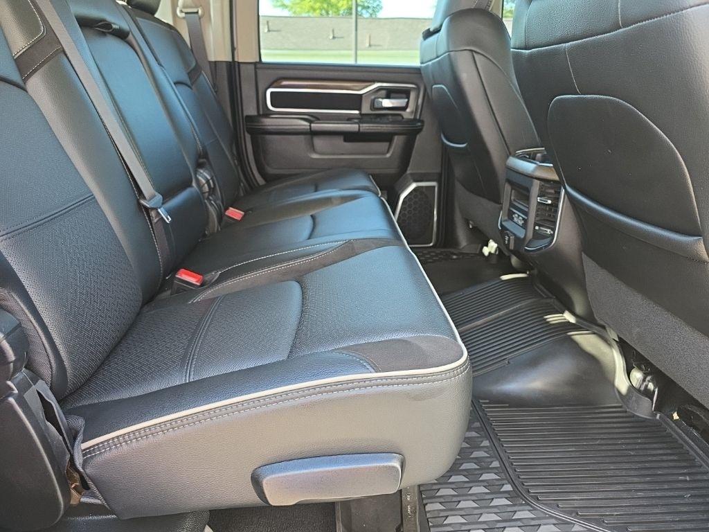 RAM 2500 Laramie 4x4 Mega Cab 6'4" Box 2023