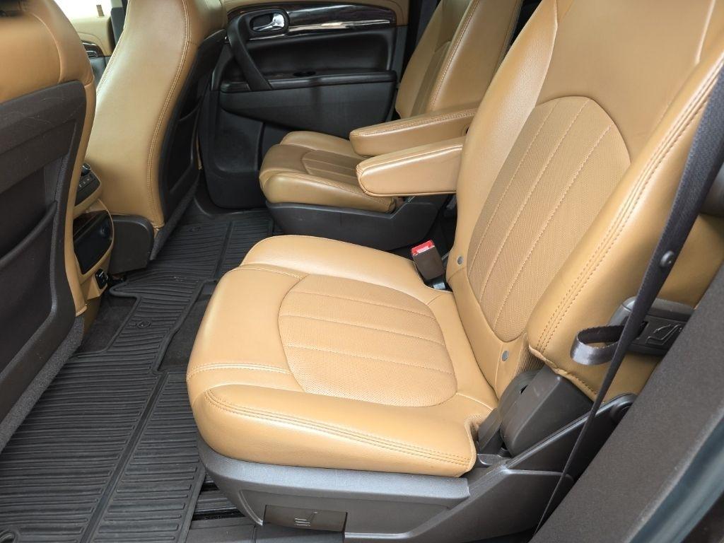 Buick Enclave AWD 4dr Leather 2015