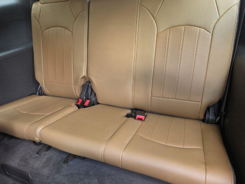 Buick Enclave AWD 4dr Leather 2015