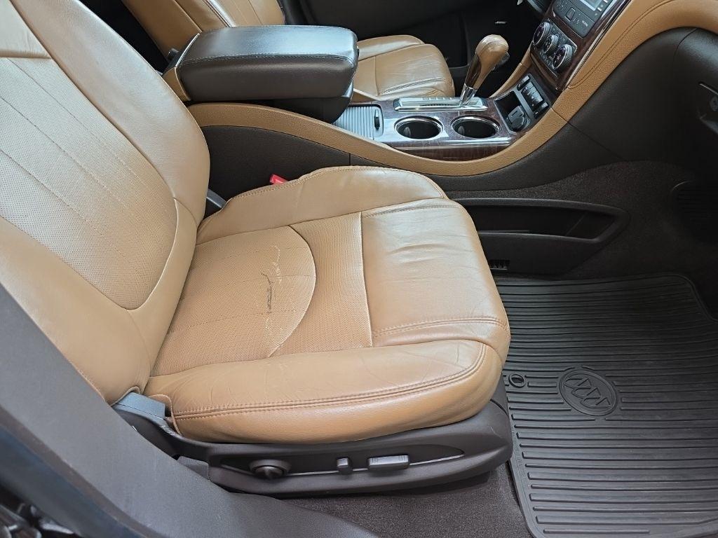 Buick Enclave AWD 4dr Leather 2015