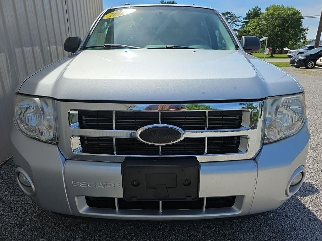 Ford Escape FWD 4dr XLT 2010