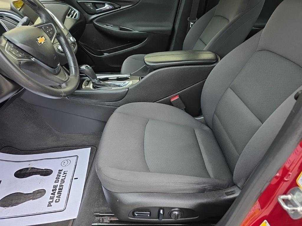 Chevrolet Malibu 4dr Sdn LT w/1LT 2018