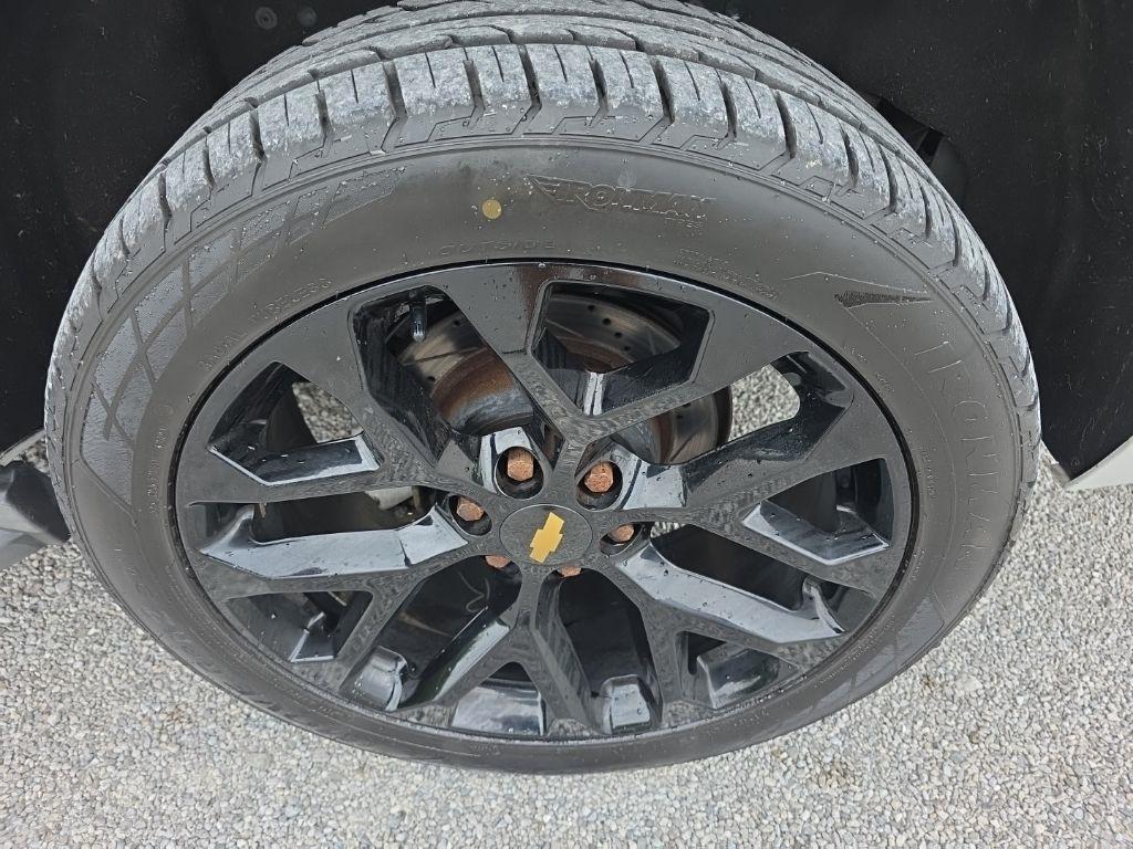 Chevrolet Tahoe 4WD 4dr LT 2015