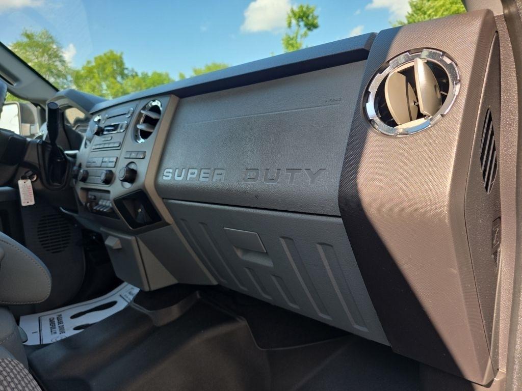 Ford F-250 SD 4WD Crew Cab 156" King Ranch 2012