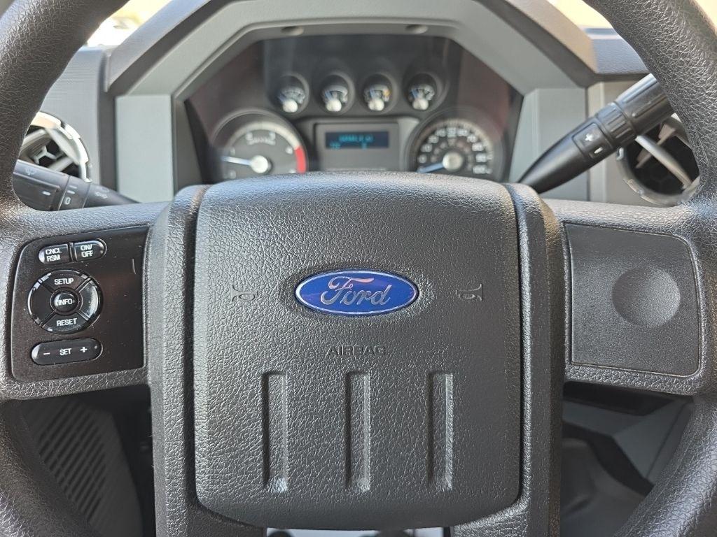 Ford F-250 SD XLT Crew Cab 4WD 2012