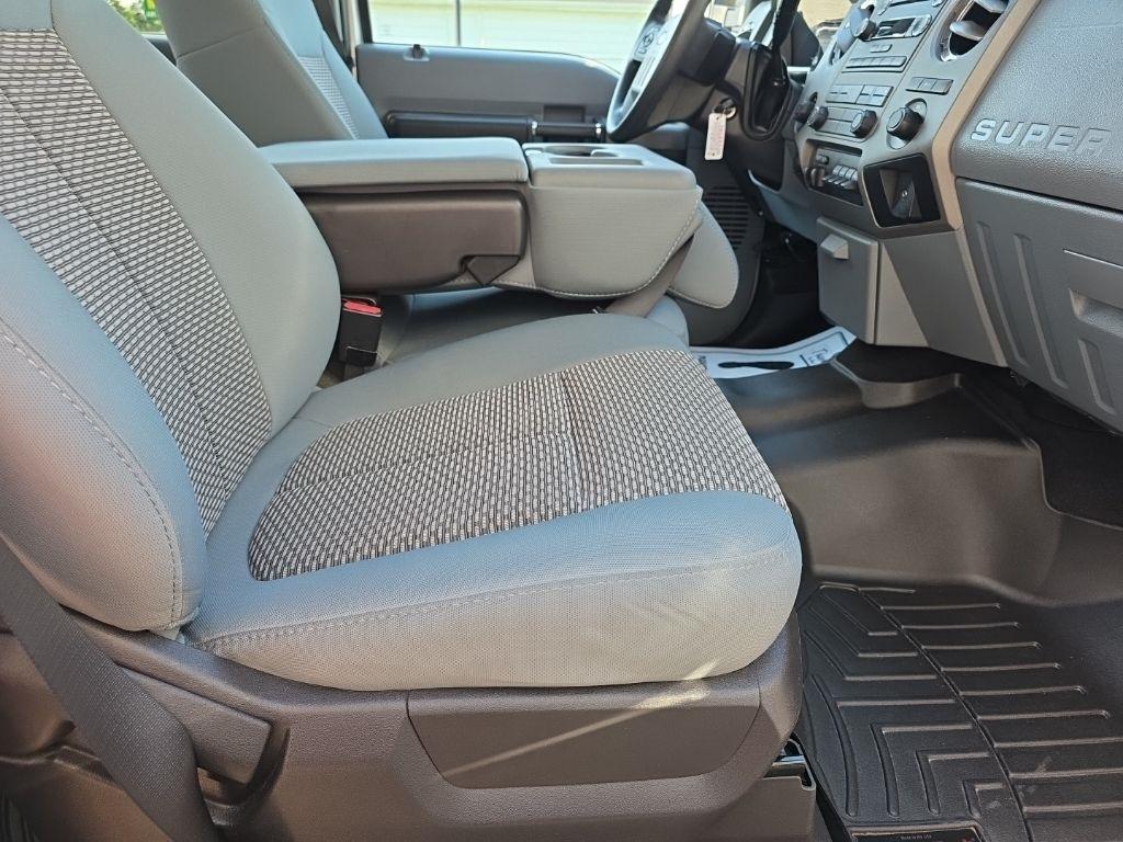 Ford F-250 SD XLT Crew Cab 4WD 2012