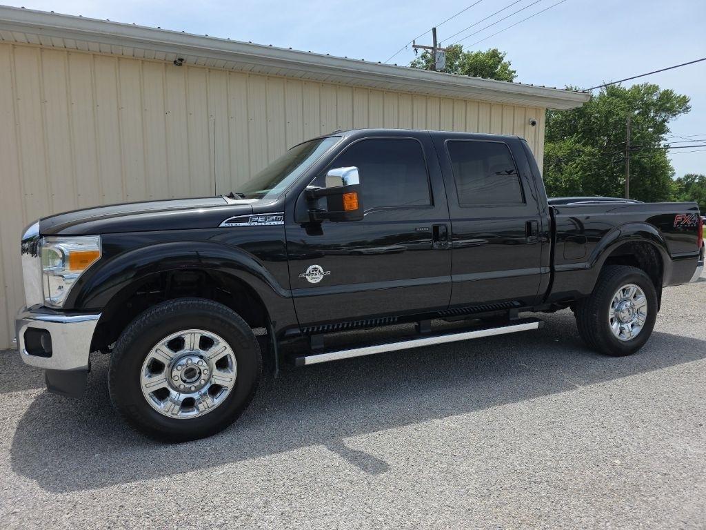 Ford F-350 SD Lariat Crew Cab Short Bed 4WD 2015