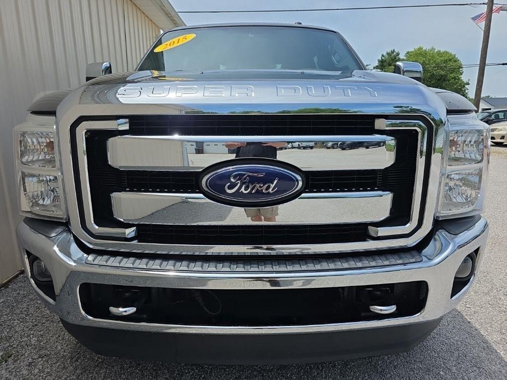 Ford F-350 SD Lariat Crew Cab Short Bed 4WD 2015