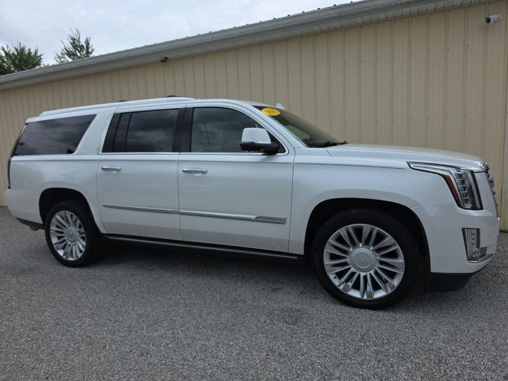 Cadillac Escalade ESV 4WD 4dr Platinum 2016
