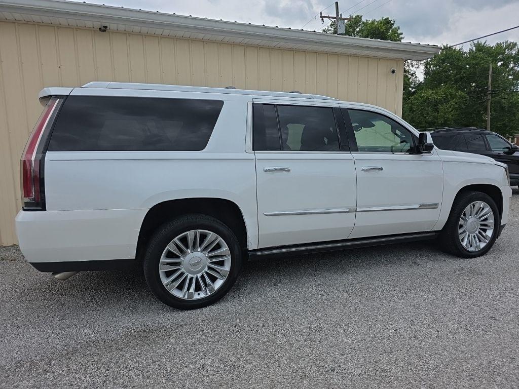 Cadillac Escalade ESV 4WD 4dr Platinum 2016
