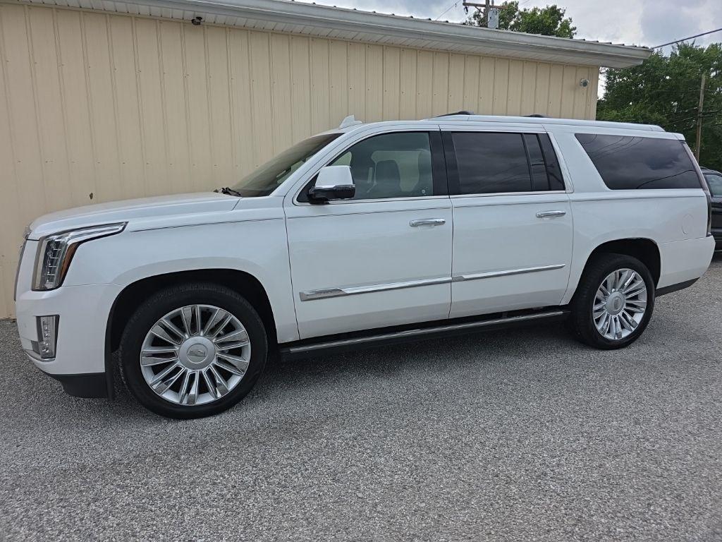 Cadillac Escalade ESV 4WD 4dr Platinum 2016