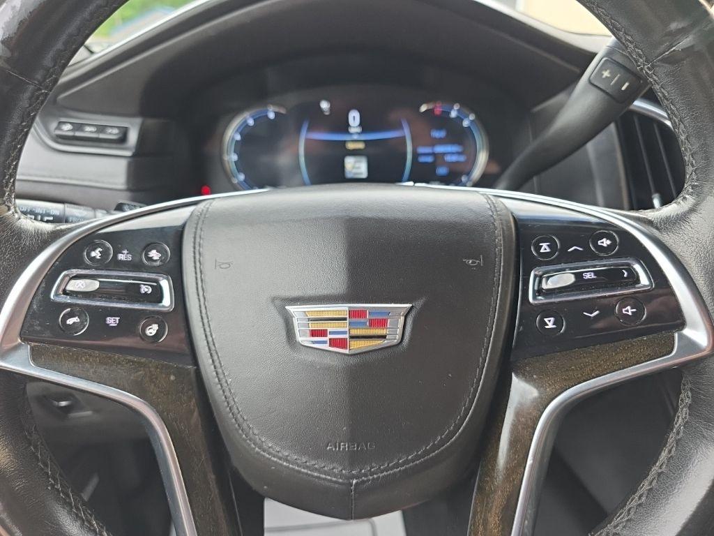 Cadillac Escalade ESV 4WD 4dr Platinum 2016