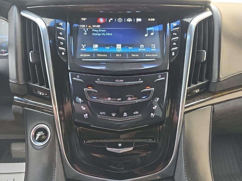 Cadillac Escalade ESV 4WD 4dr Platinum 2016