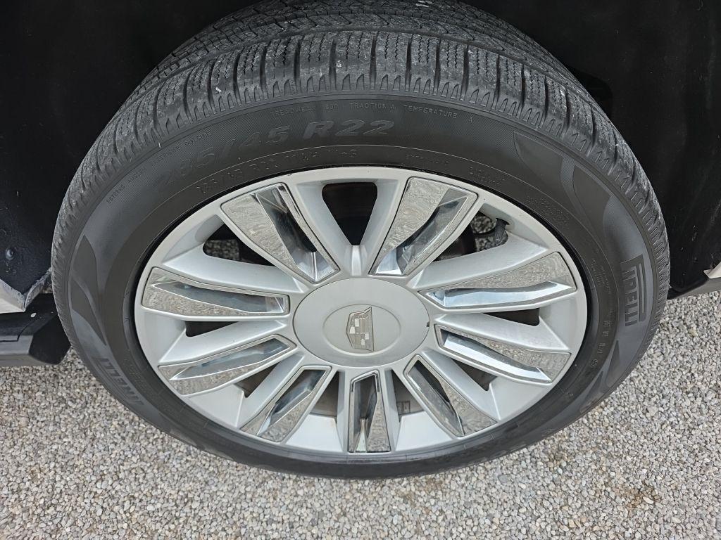 Cadillac Escalade ESV 4WD 4dr Platinum 2016