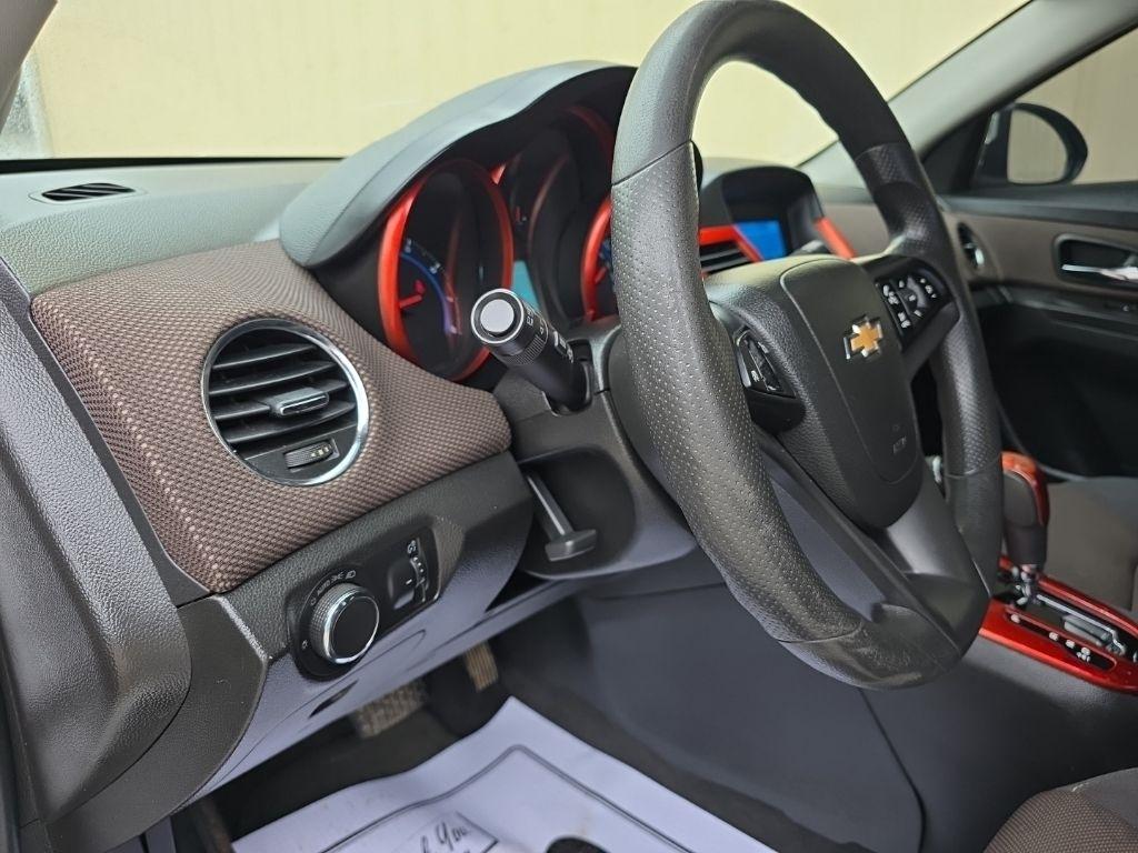 Chevrolet Cruze 4dr Sdn Auto 1LT 2015