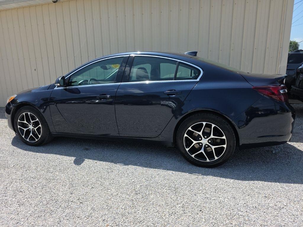 Buick Regal 4dr Sdn Sport Touring FWD 2017