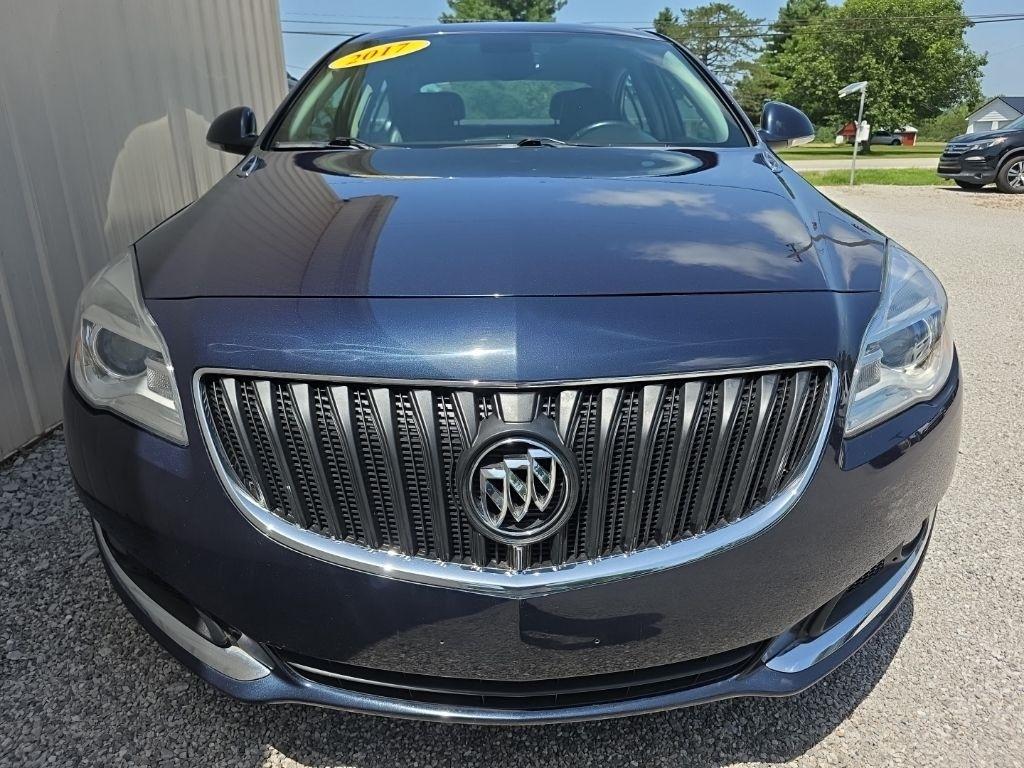 Buick Regal 4dr Sdn Sport Touring FWD 2017