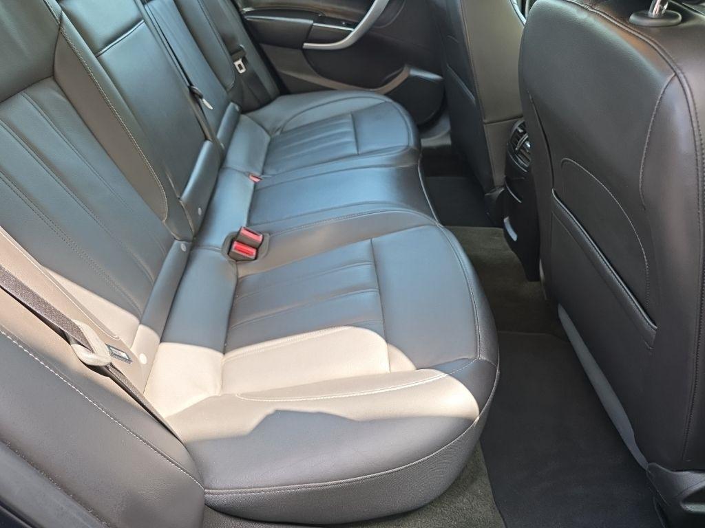 Buick Regal 4dr Sdn Sport Touring FWD 2017